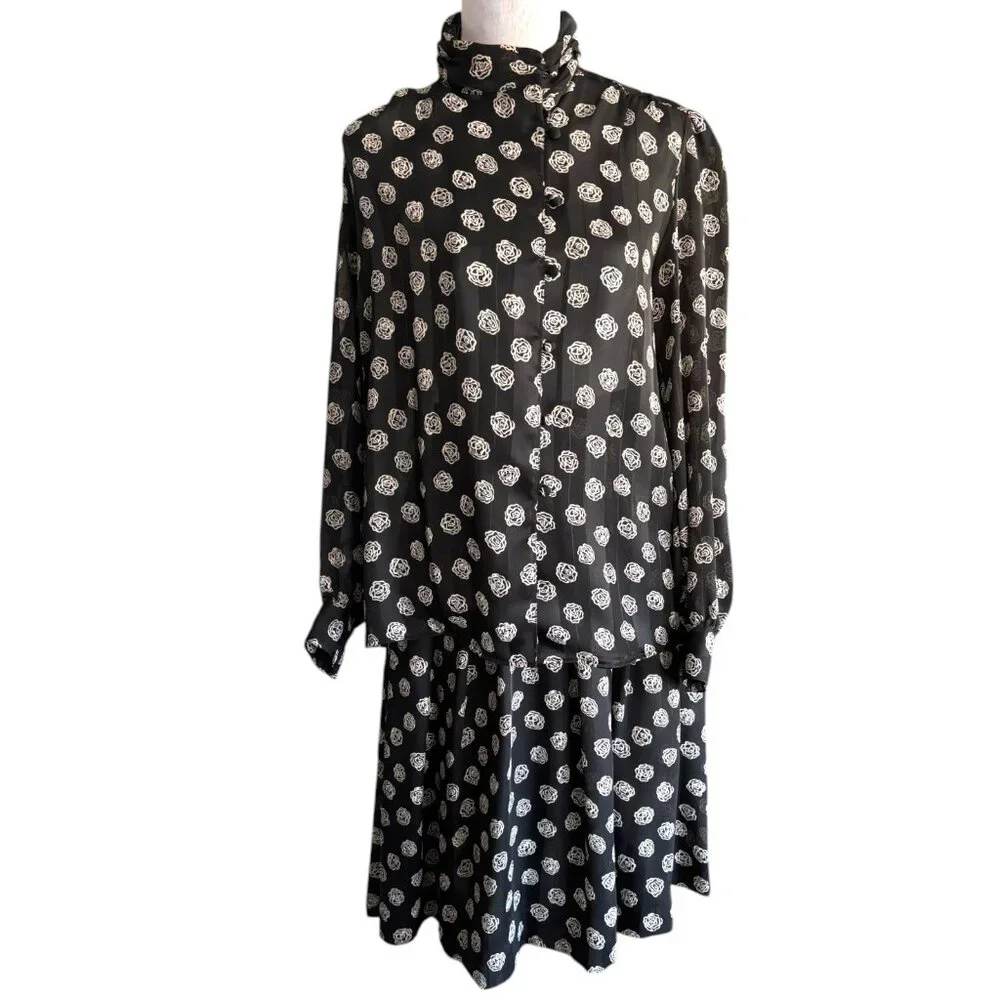 Vintage Dana Alexander 80s 3 Piece Skirt Set with blouse & scarf B/W floral sz 8